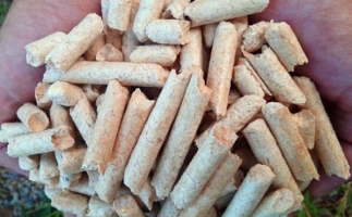 生物質為什么要做成顆粒燃料后再燃燒？